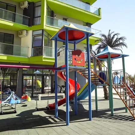 Alezzi Beach - Sea View Apartment *