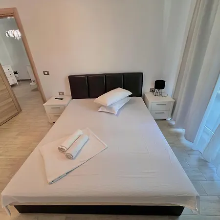 Alezzi - Sea View Navodari