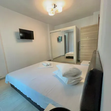 Alezzi Beach - Sea View Apartment Navodari