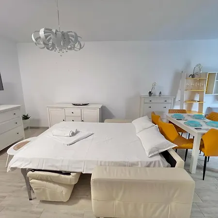 Alezzi - Sea View * Navodari