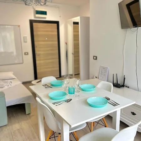 Beach Resort Pool & Spa - Sea View Suite