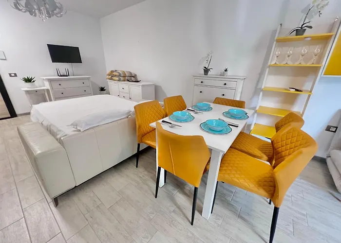 Apartman Alezzi - Sea View Năvodari