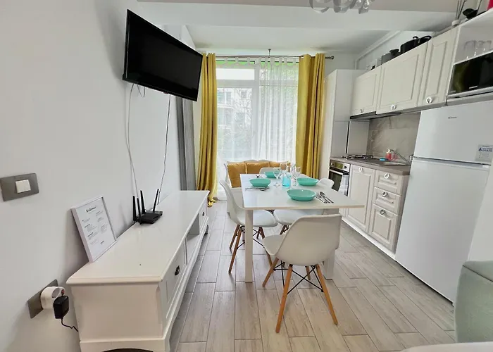 Alezzi - Sea View Apartman Năvodari