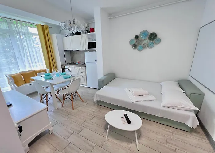 Alezzi - Sea View Apartman