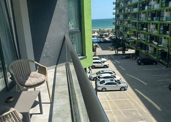 Alezzi - Sea View Apartman Năvodari